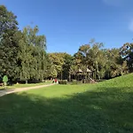 Spacious In The Park *