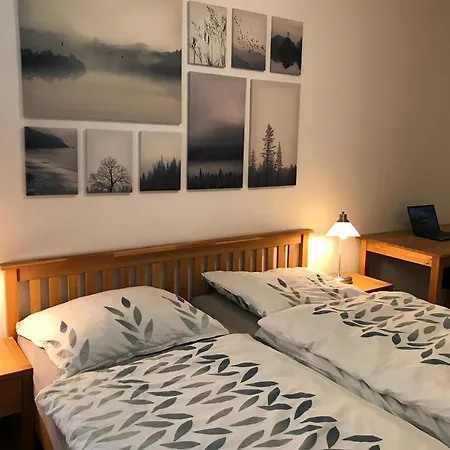 Spacious In The Park Appartement