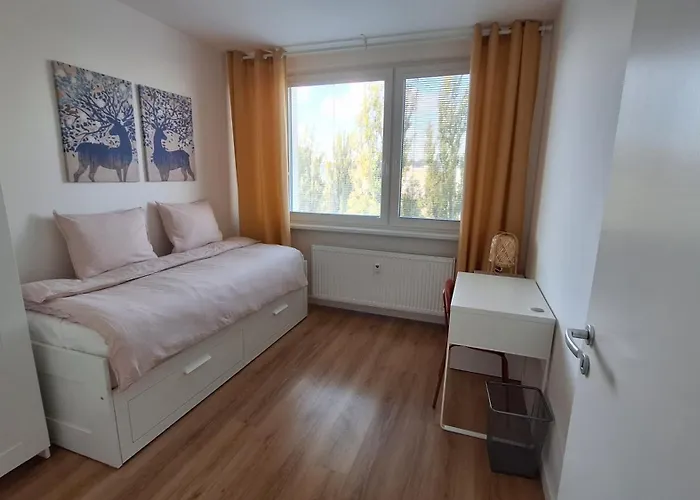 Spacious In The Park شقة